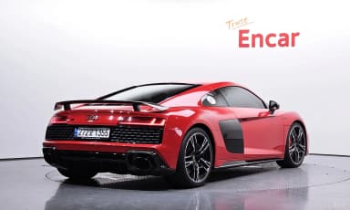 R8 (4S)