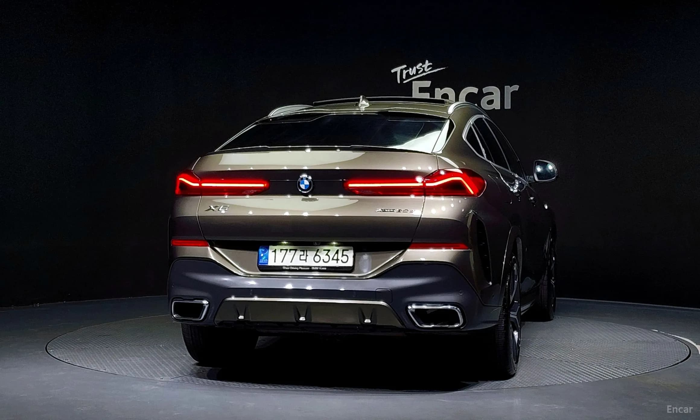 X6 (G06)