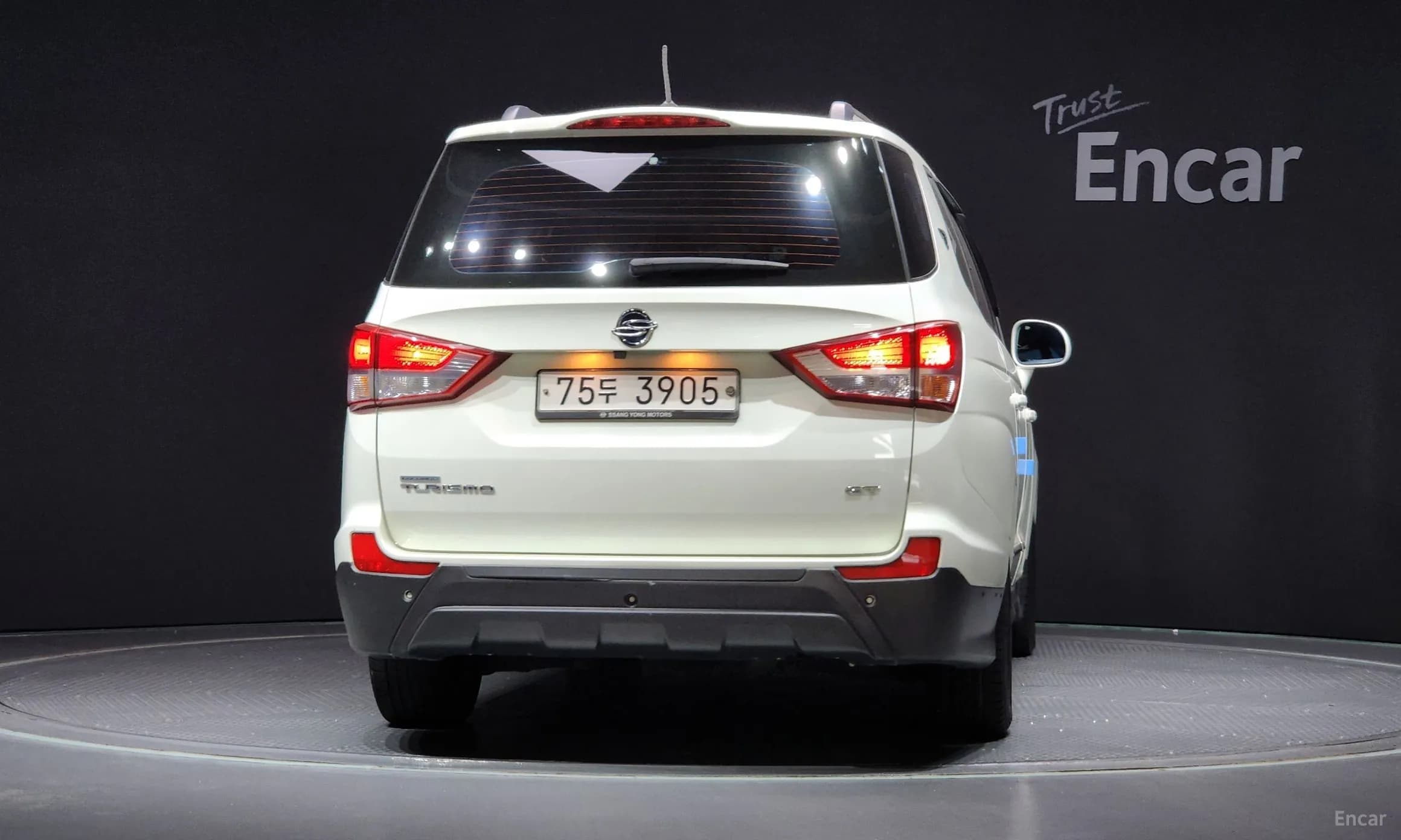 Korando Turismo
