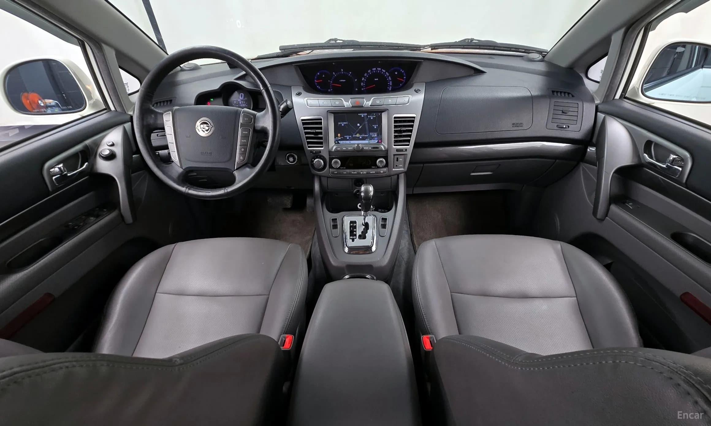 Korando Turismo