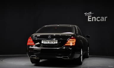 S-Class W221