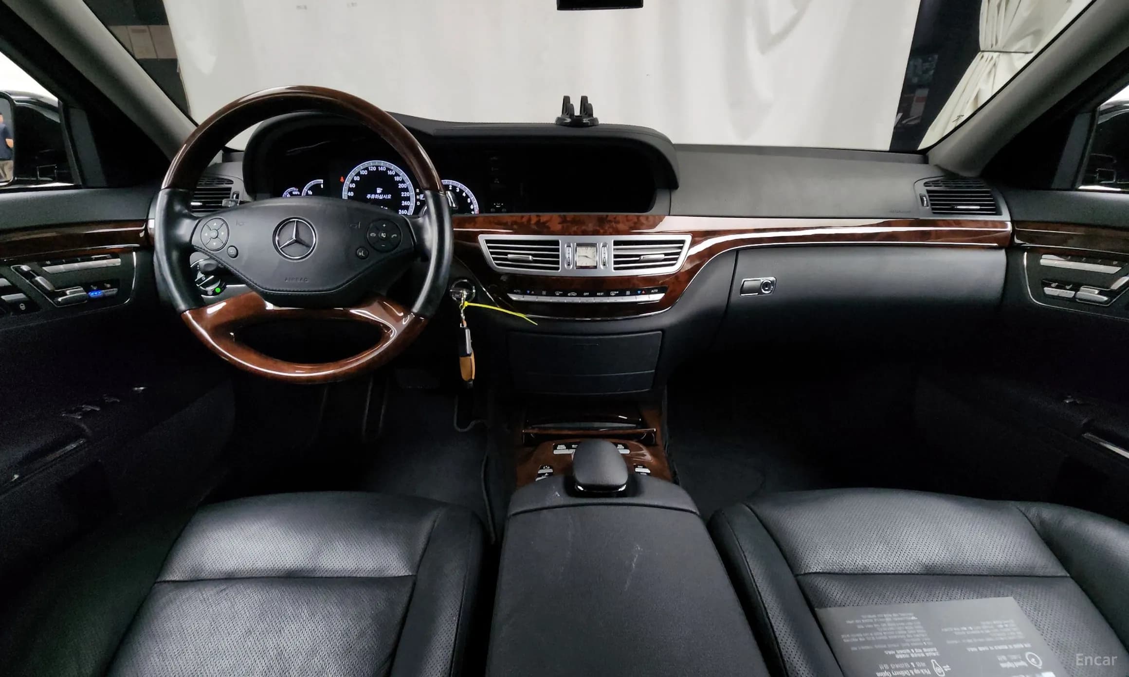 S-Class W221