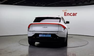 EV6