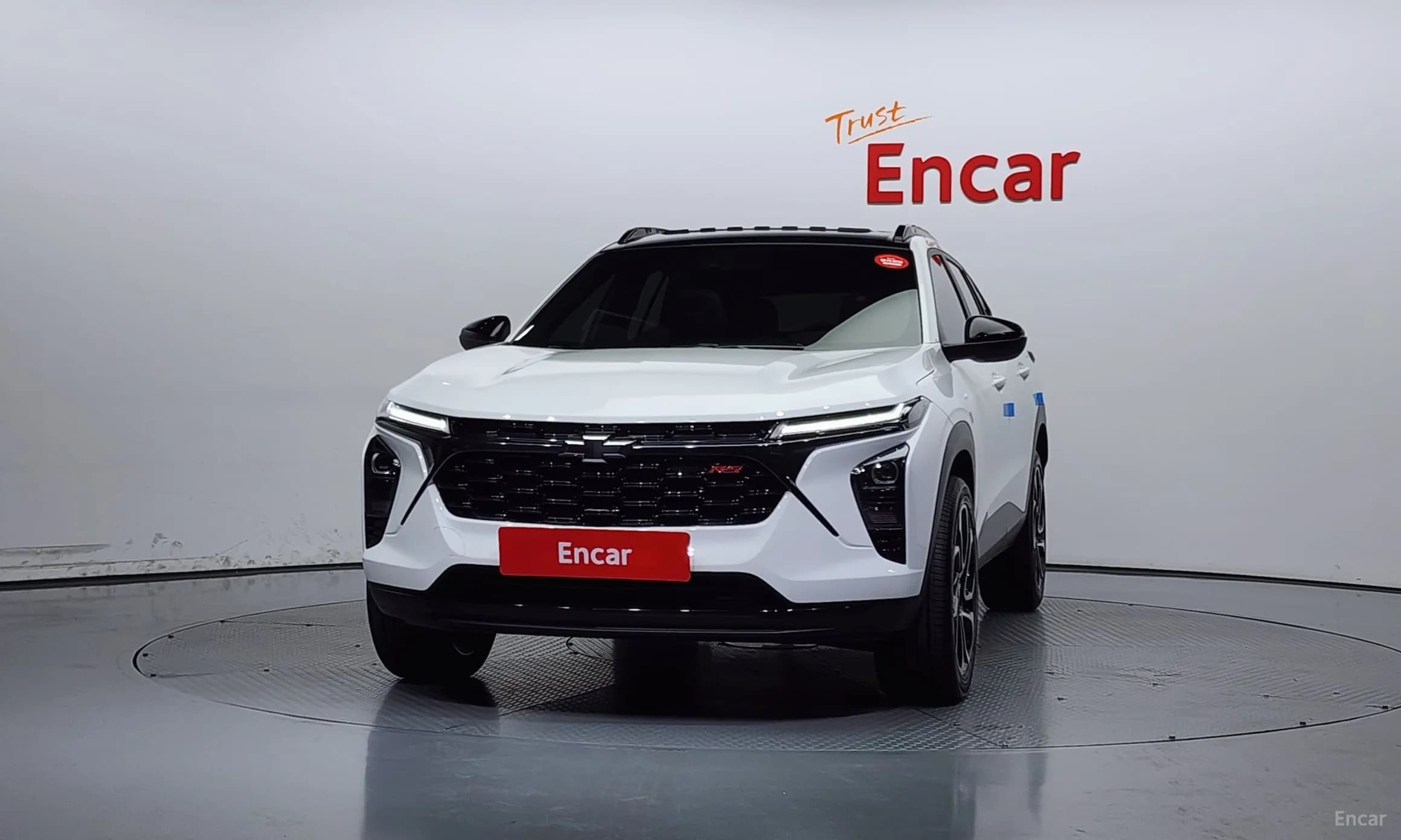 Trax Crossover