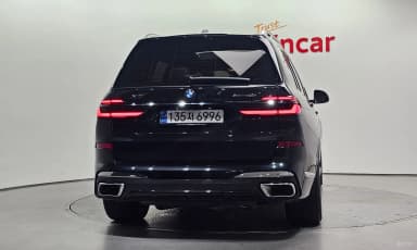 X7 (G07)