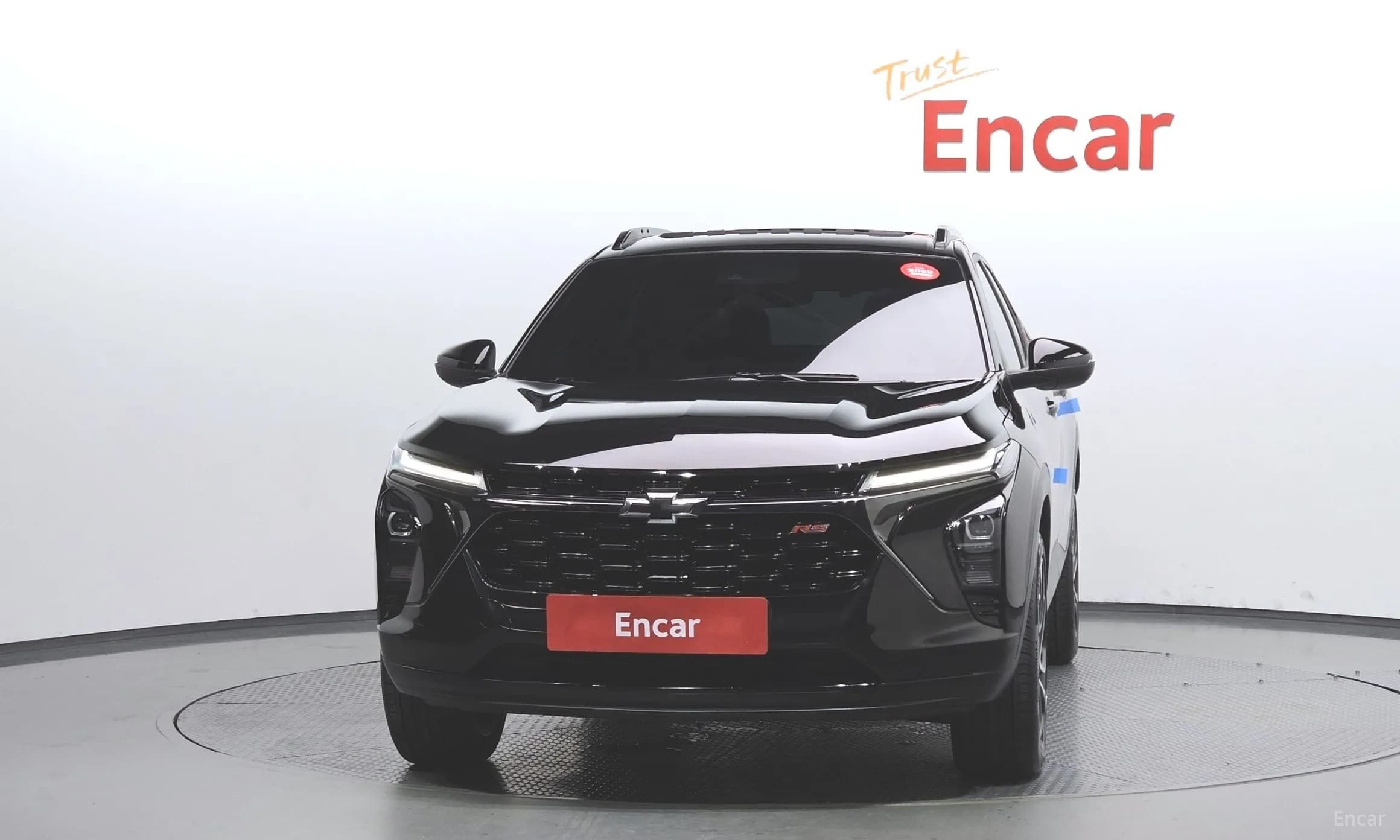 Trax Crossover