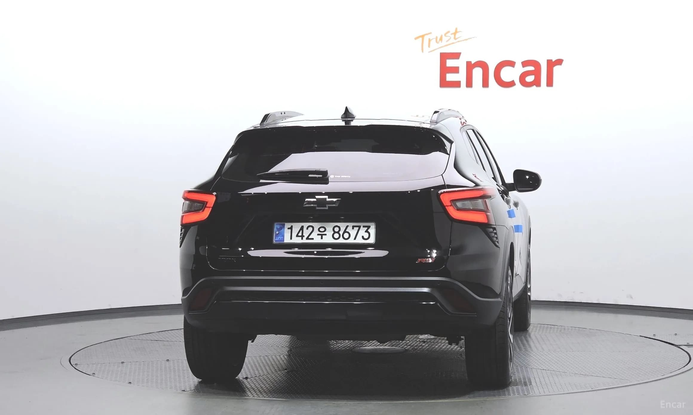 Trax Crossover