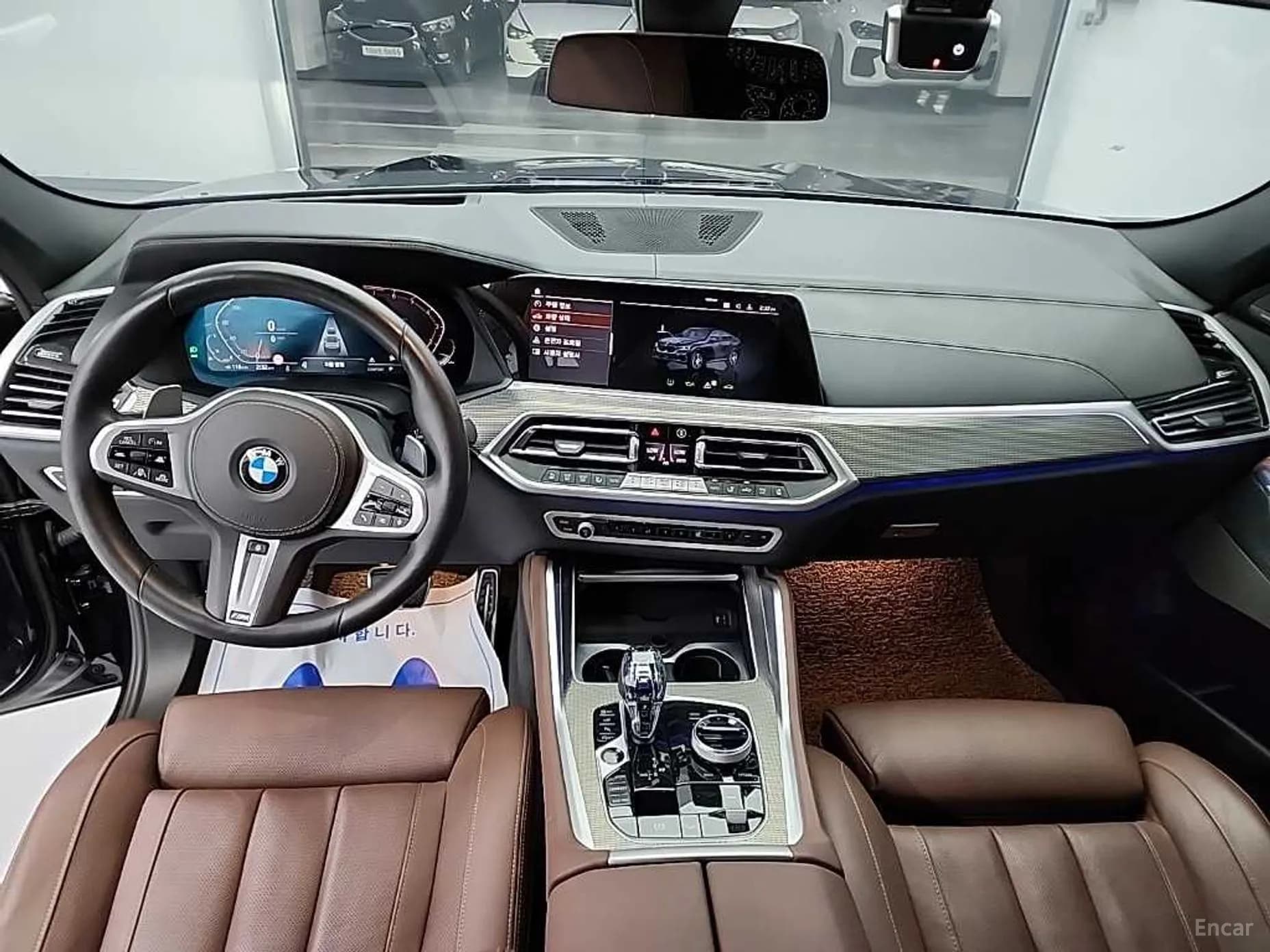 X6 (G06)