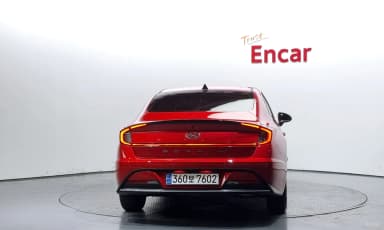 Sonata Hybrid (DN8)