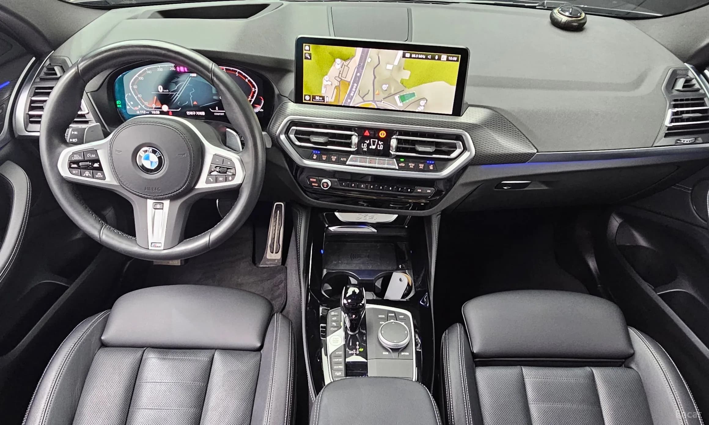 X4 (G02)
