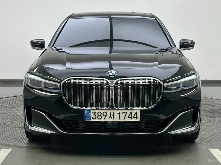 7 Series (G11)
