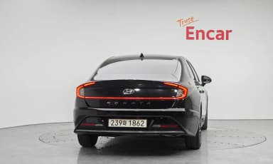 Sonata Hybrid (DN8)