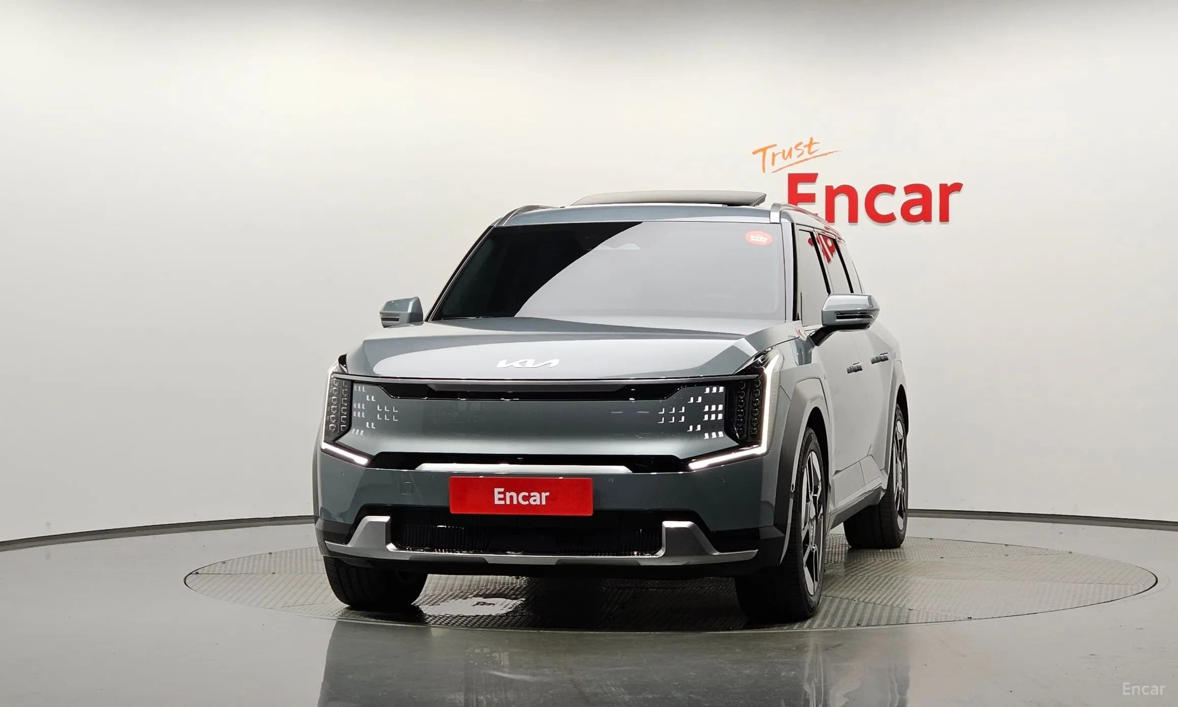 EV9