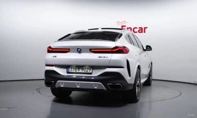 X6 (G06)