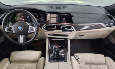X6 (G06)
