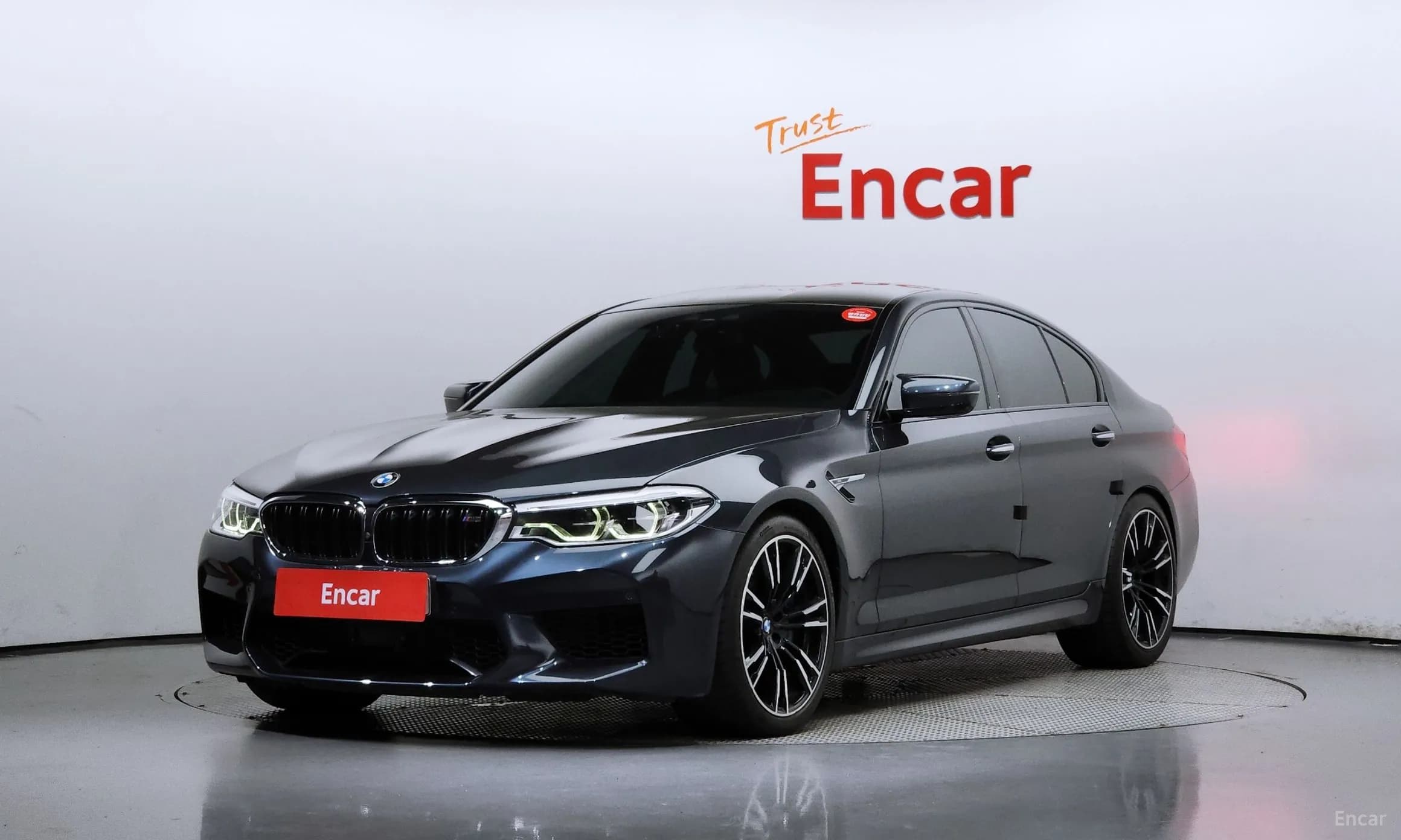 M5 (F90)