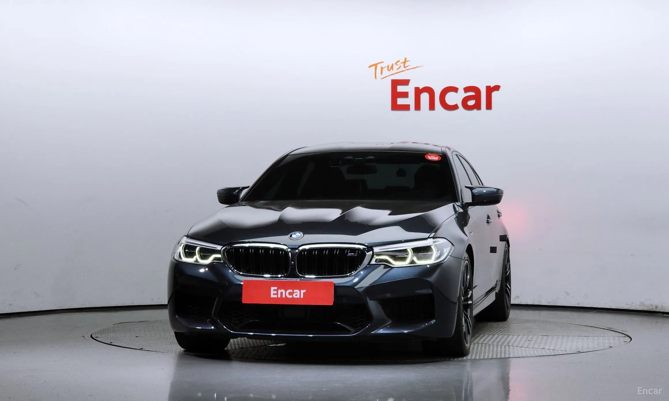 M5 (F90)