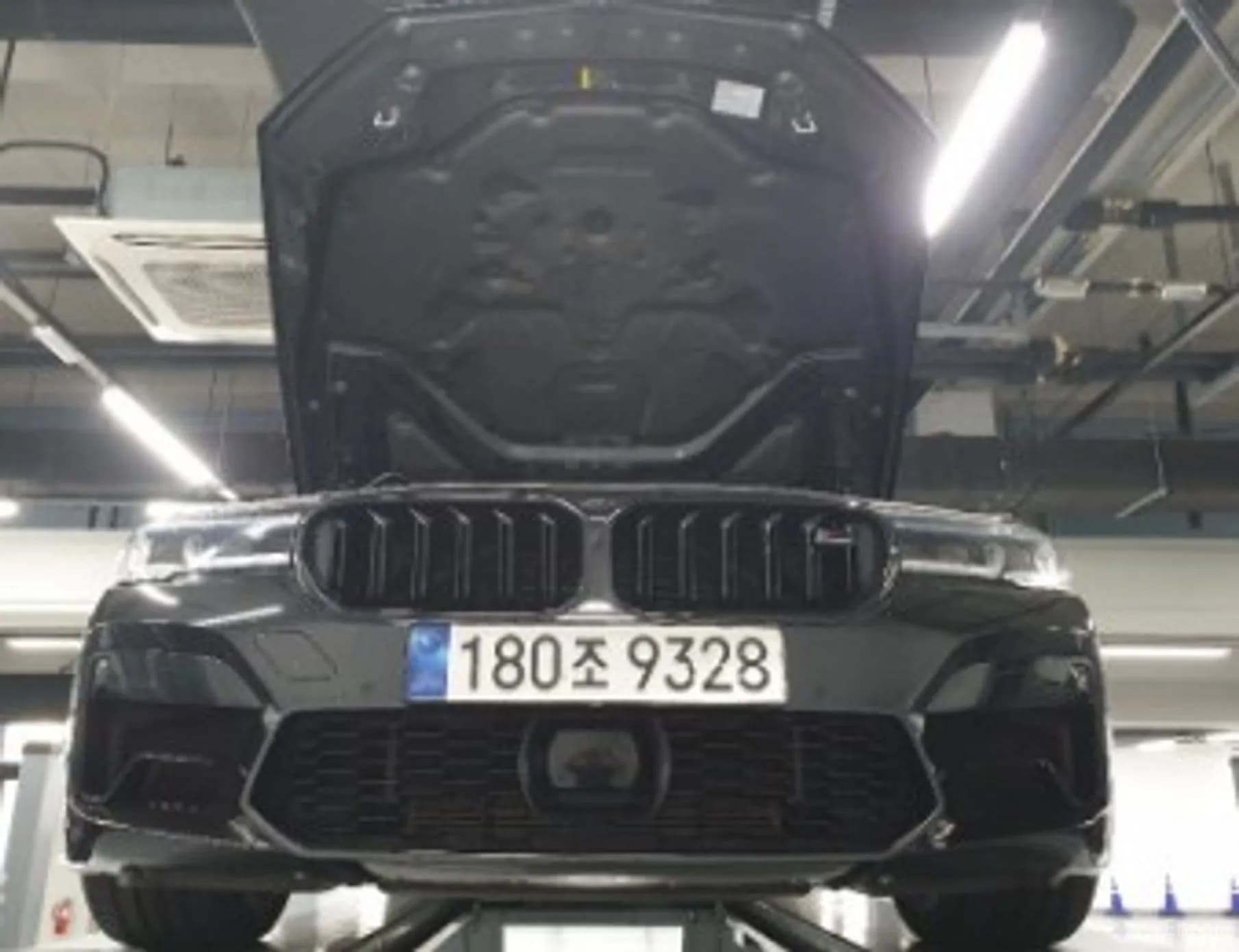 M5 (F90)