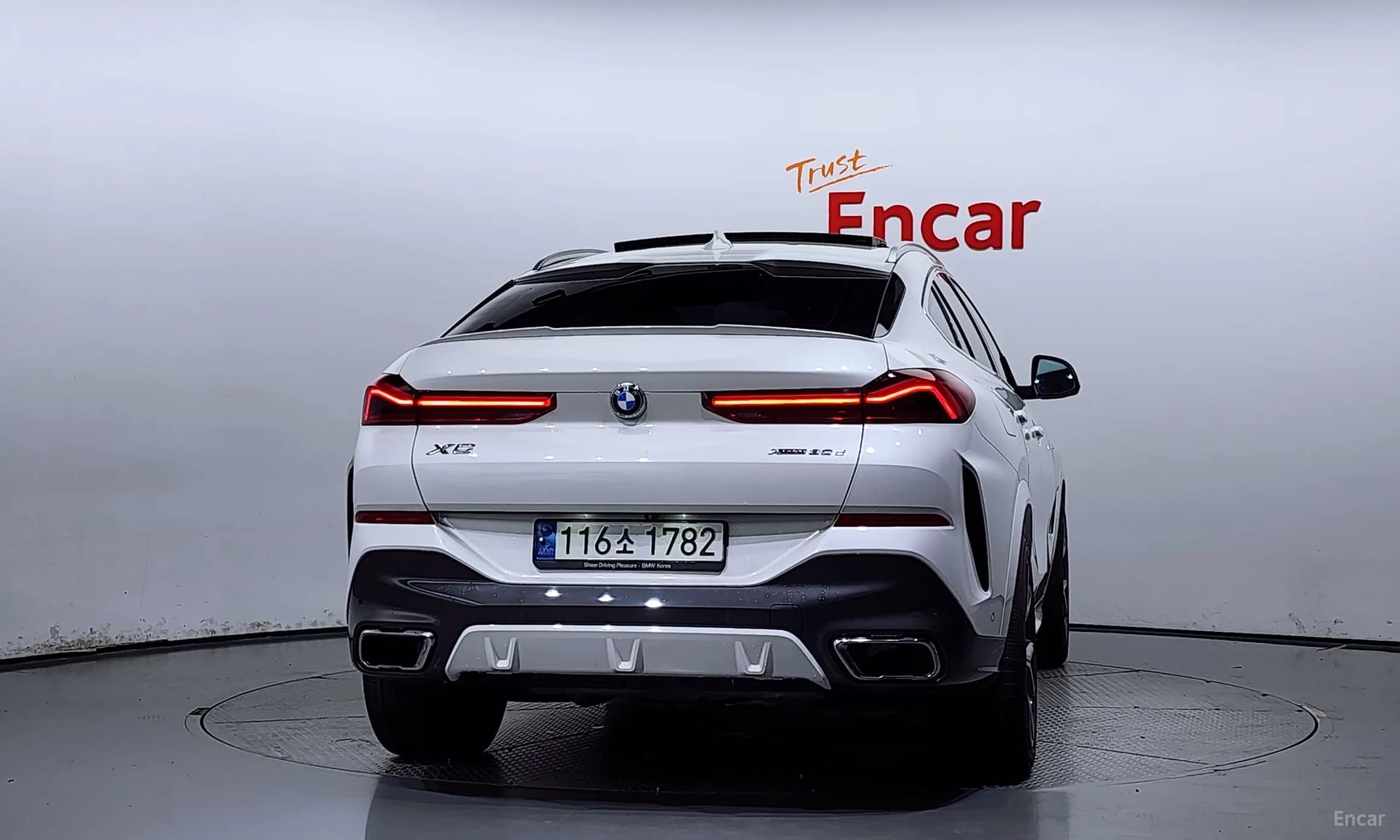 X6 (G06)