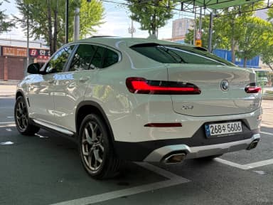 X4 (G02)