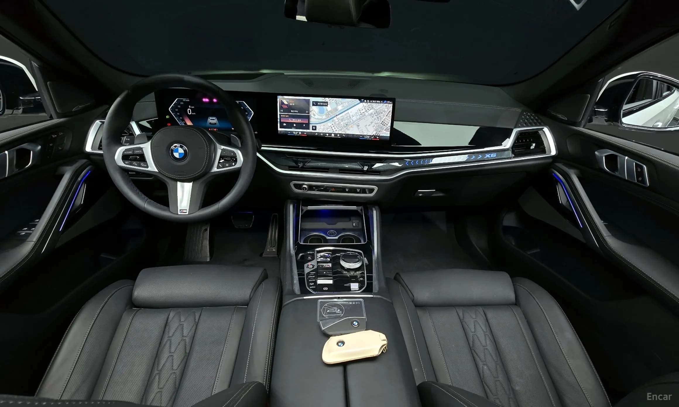 X6 (G06)