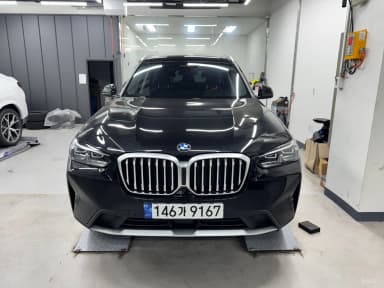 X3 (G01)