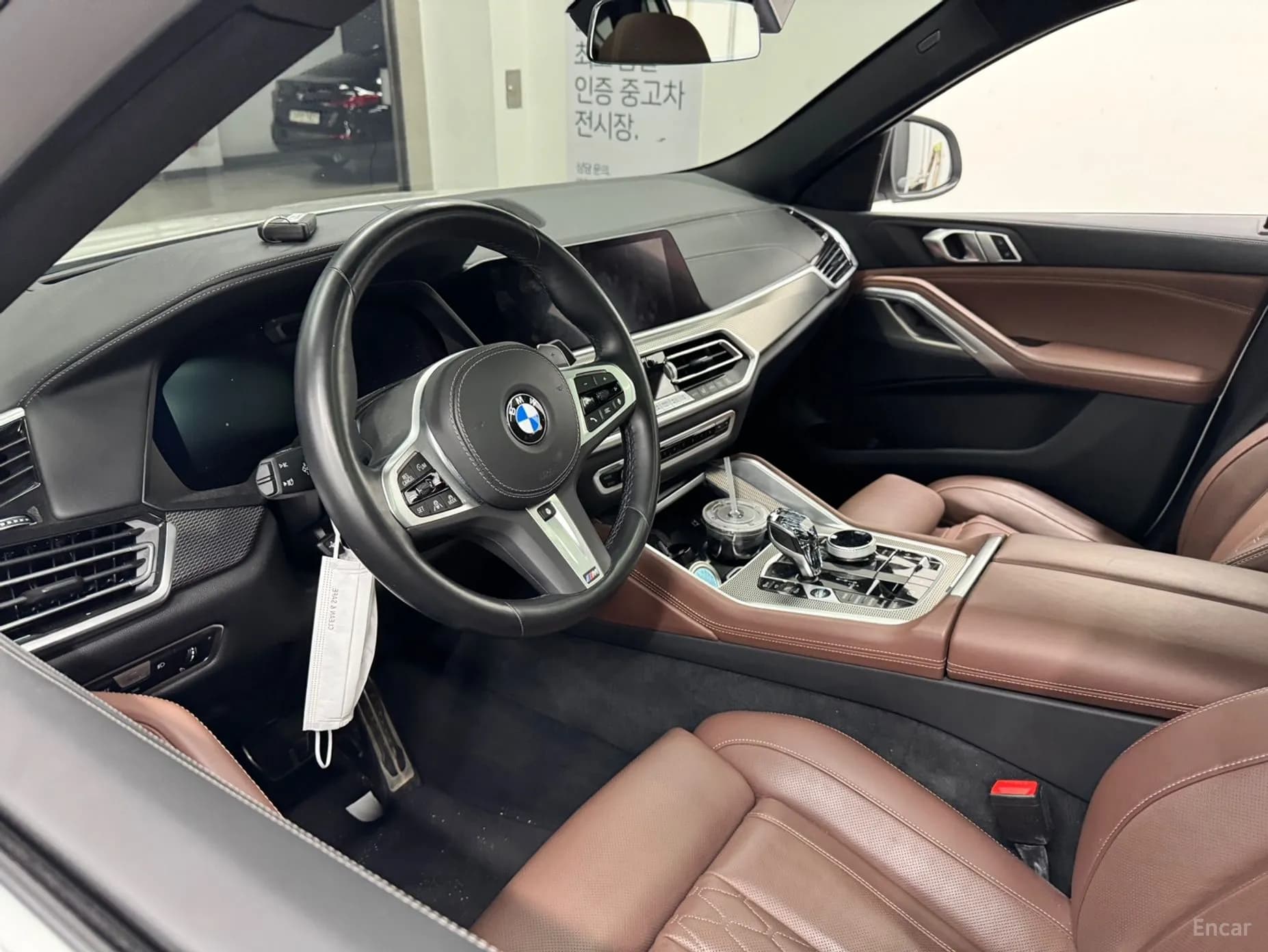 X6 (G06)