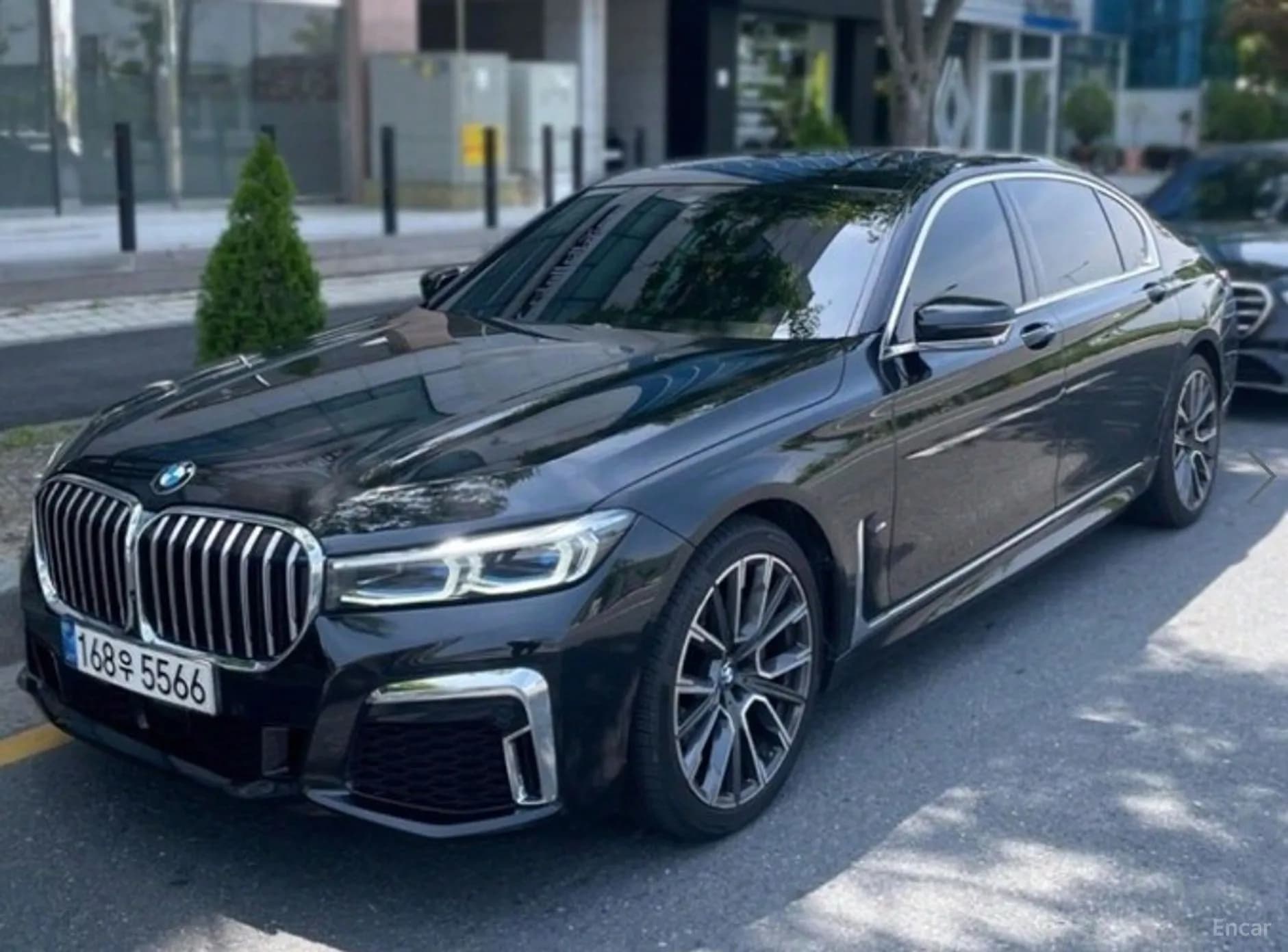 7 Series (G11)