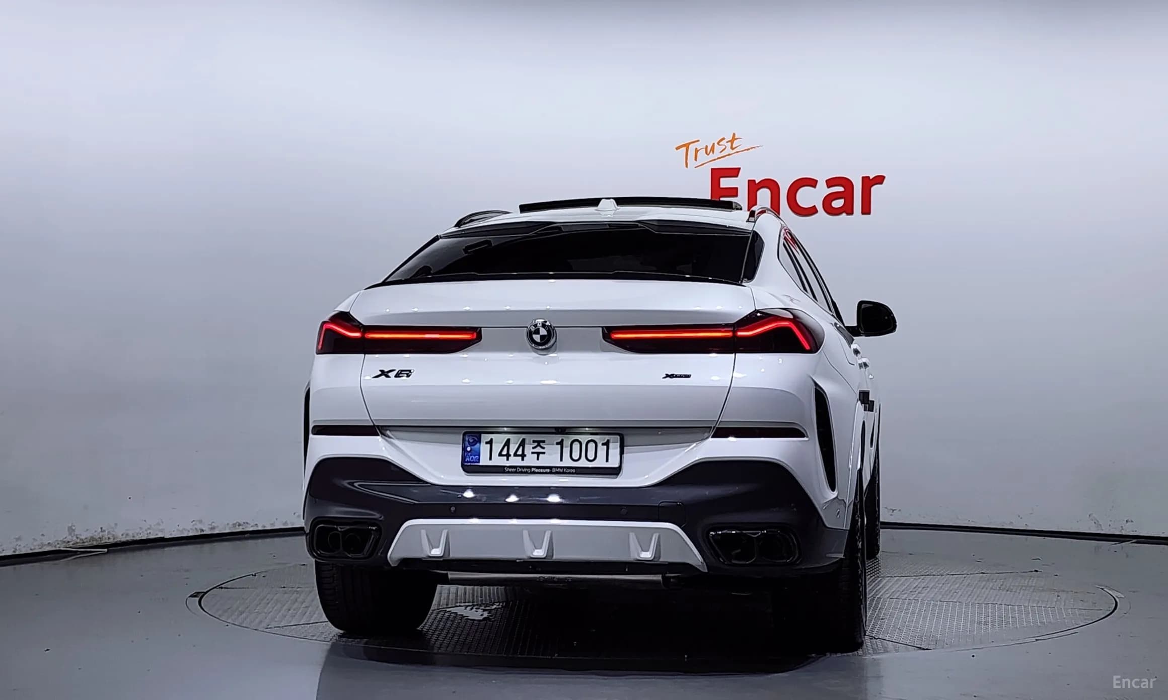 X6 (G06)