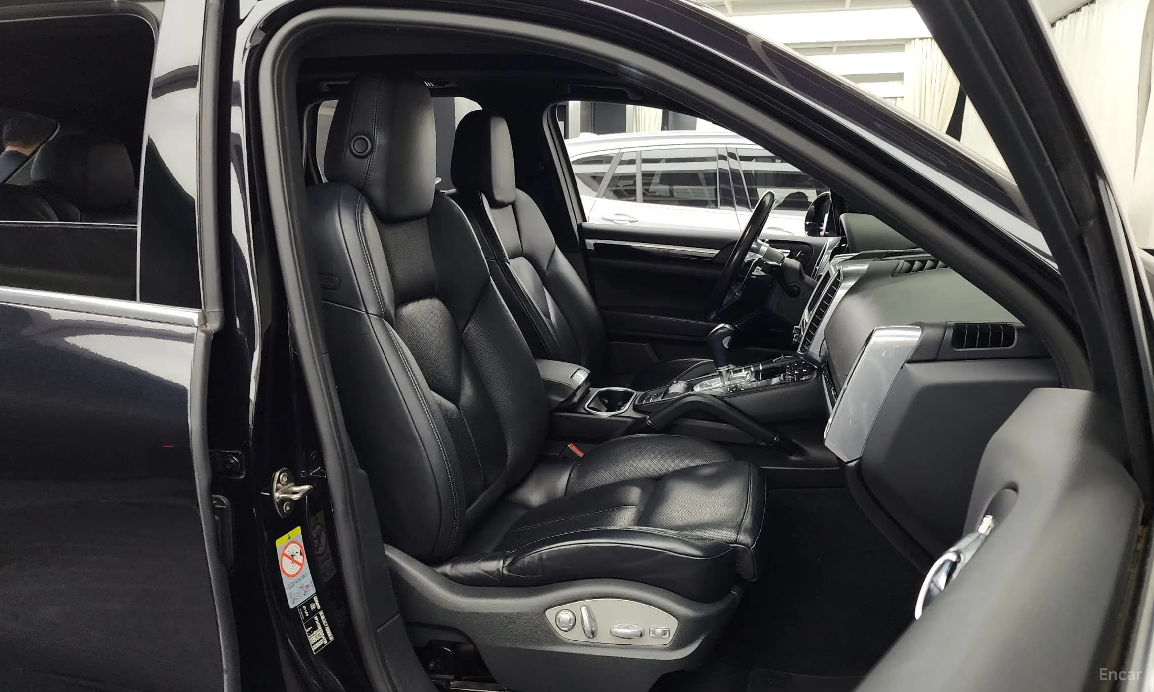 New Cayenne