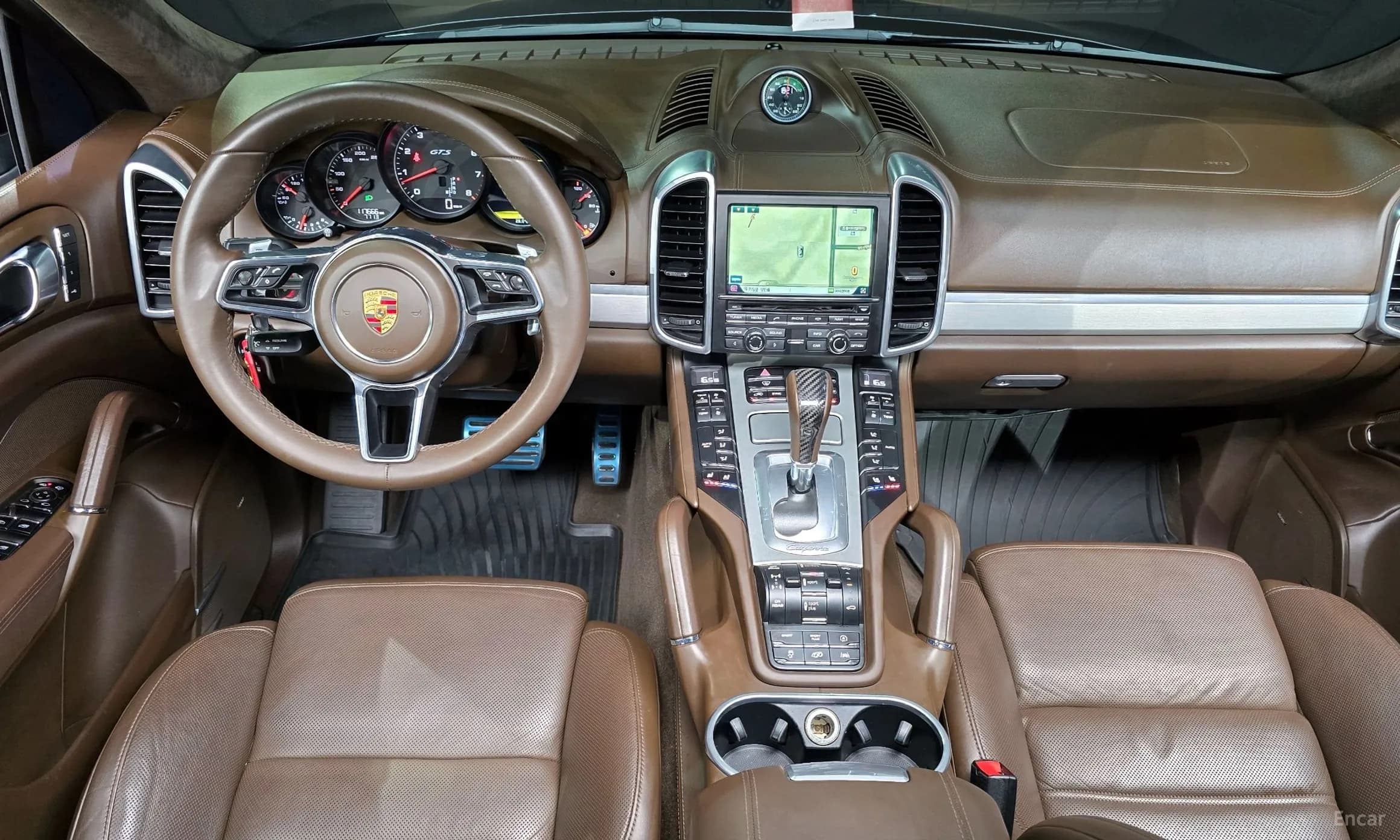 New Cayenne