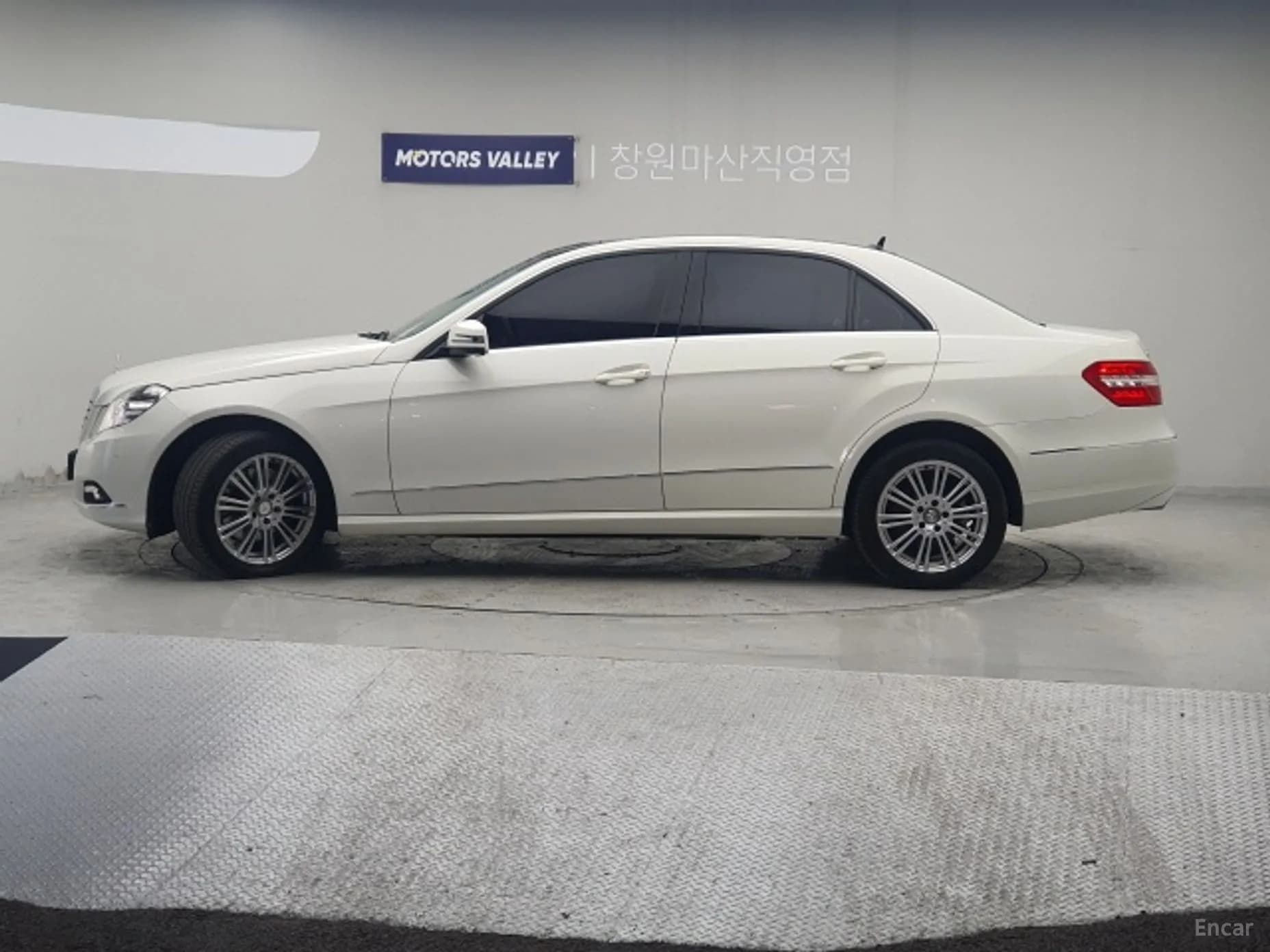 E-Class W212