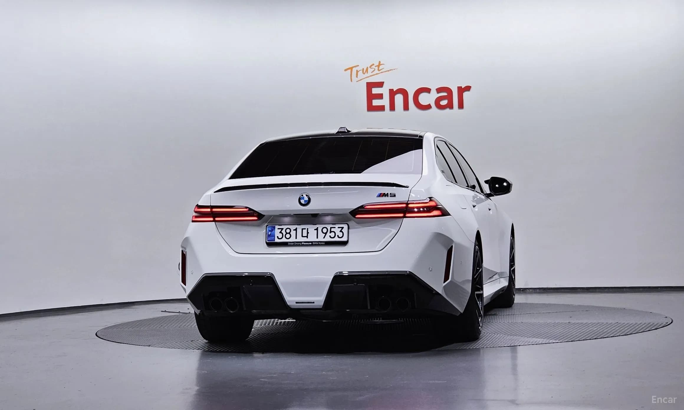 M5 (G90)