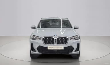 X4 (G02)
