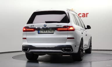 X7 (G07)