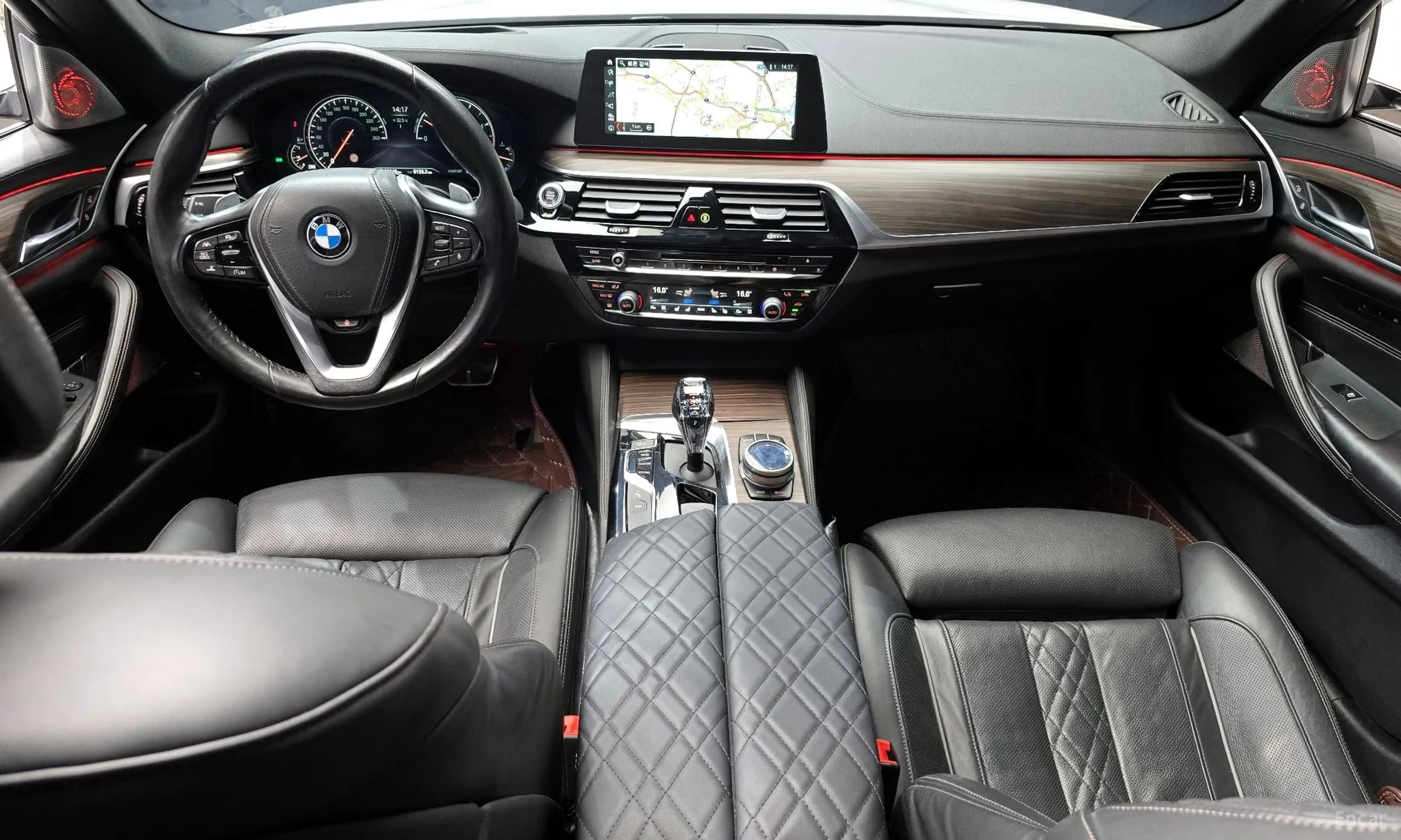 5 Series (G30)