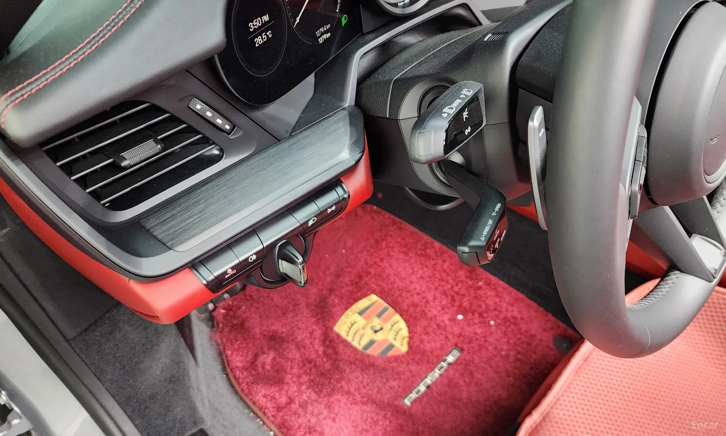 911 (992)
