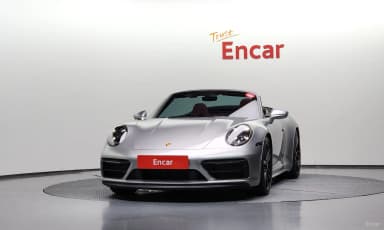 911 (992)