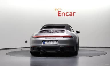 911 (992)