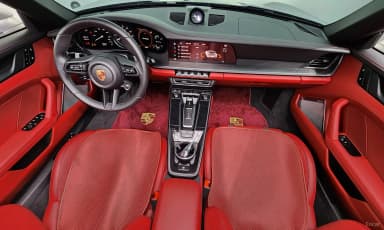 911 (992)