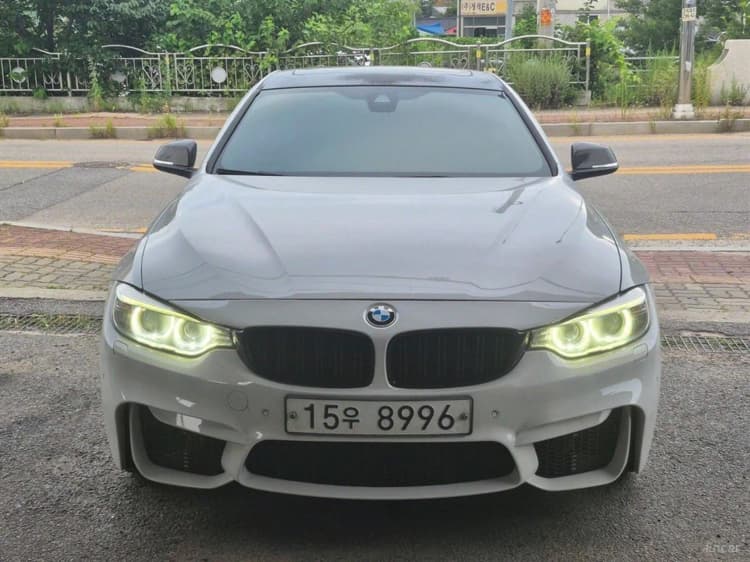 Series 4 (F32)