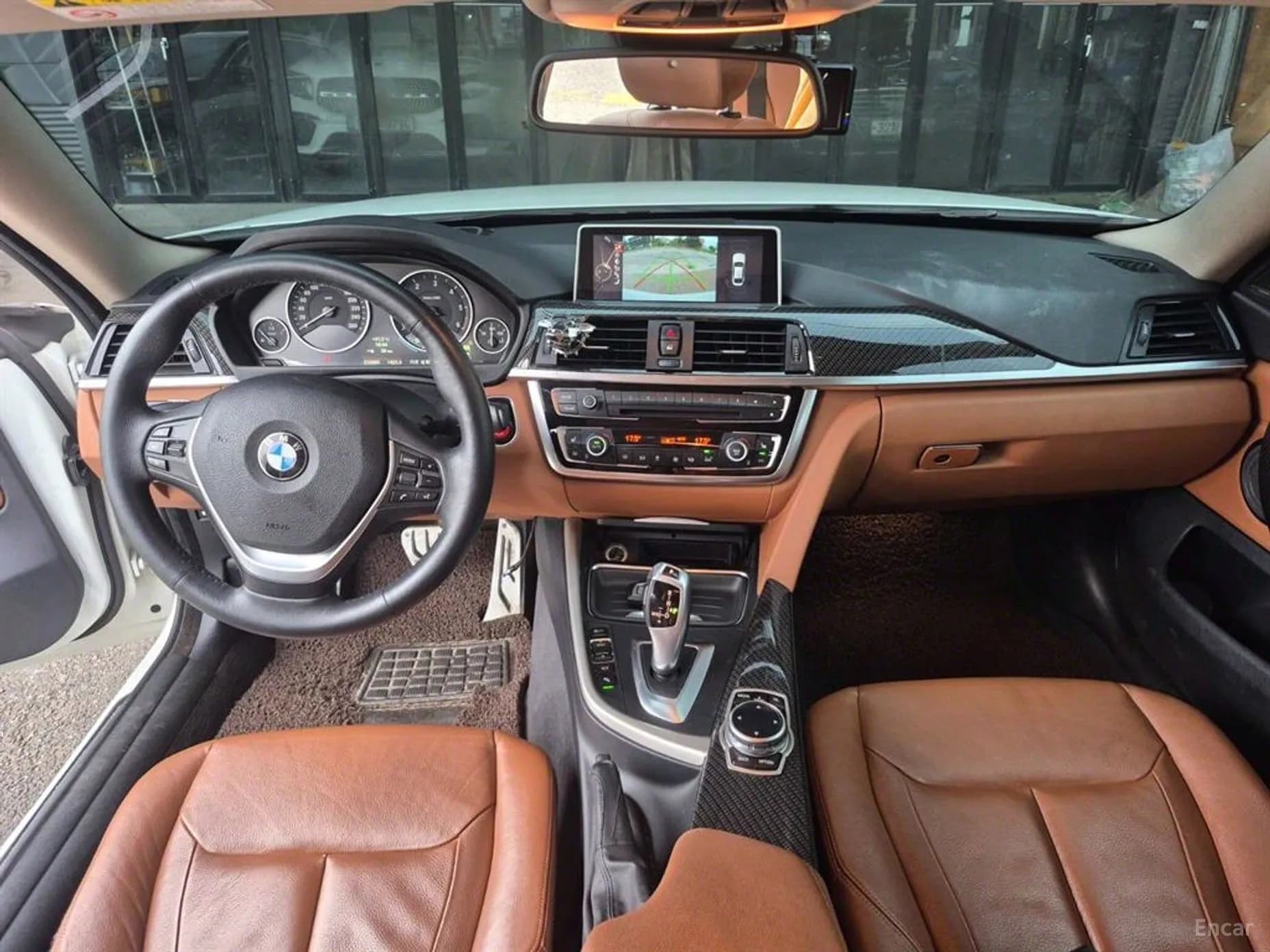 Series 4 (F32)