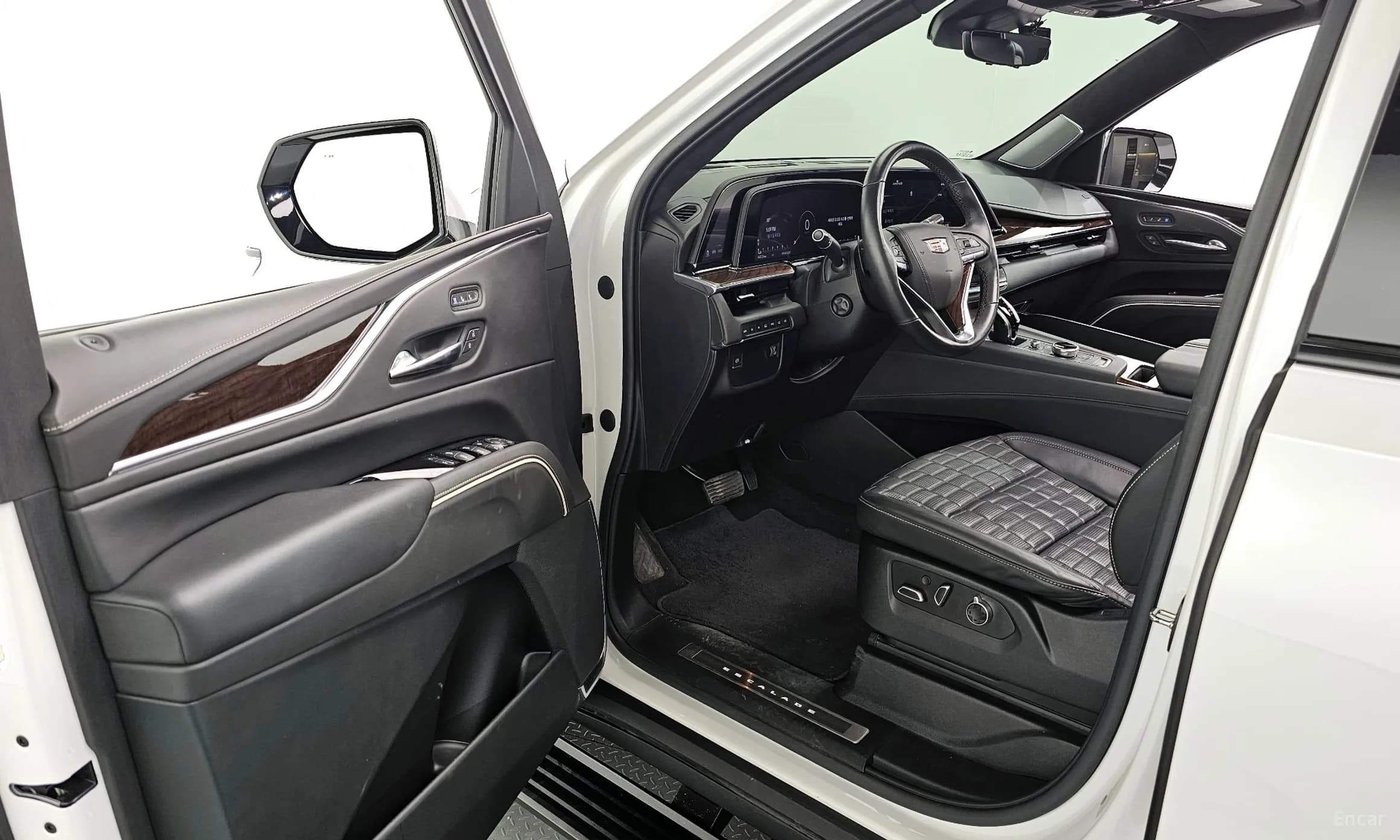 Escalade 5th Generation