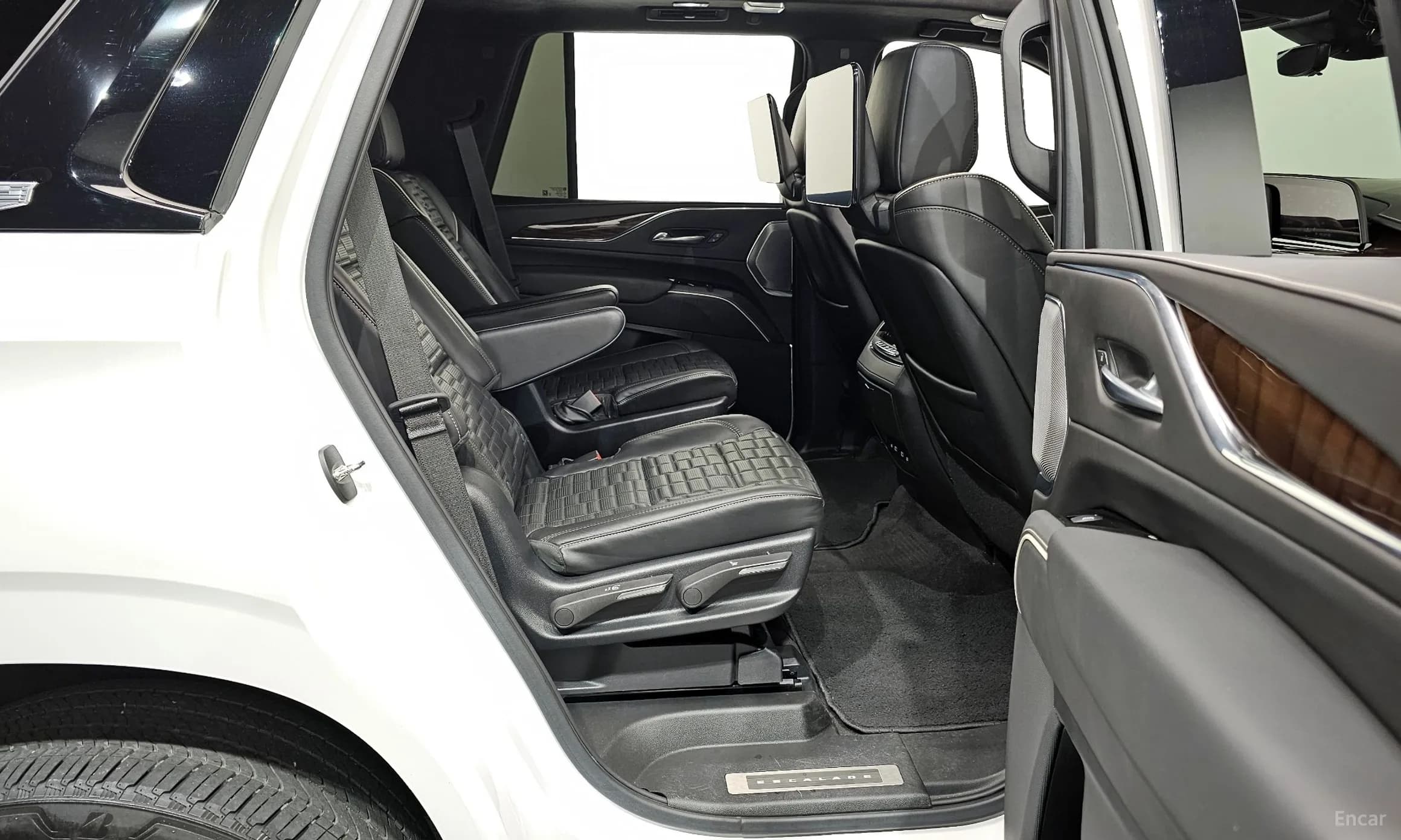 Escalade 5th Generation