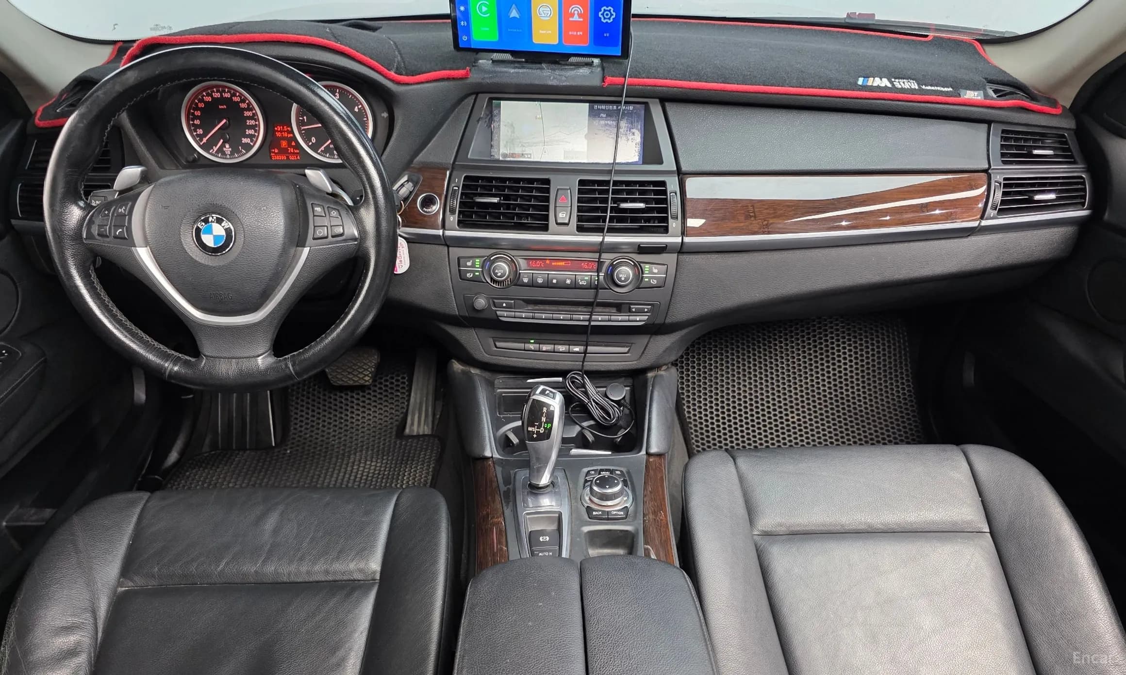 X6 (E71)