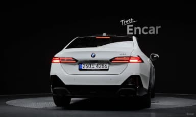 5 Series (G60)