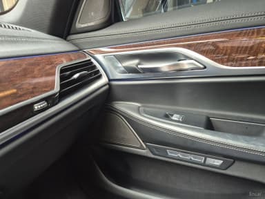 7 Series (G11)
