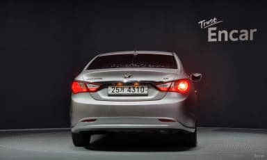 YF Sonata