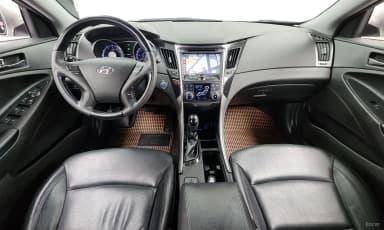 YF Sonata