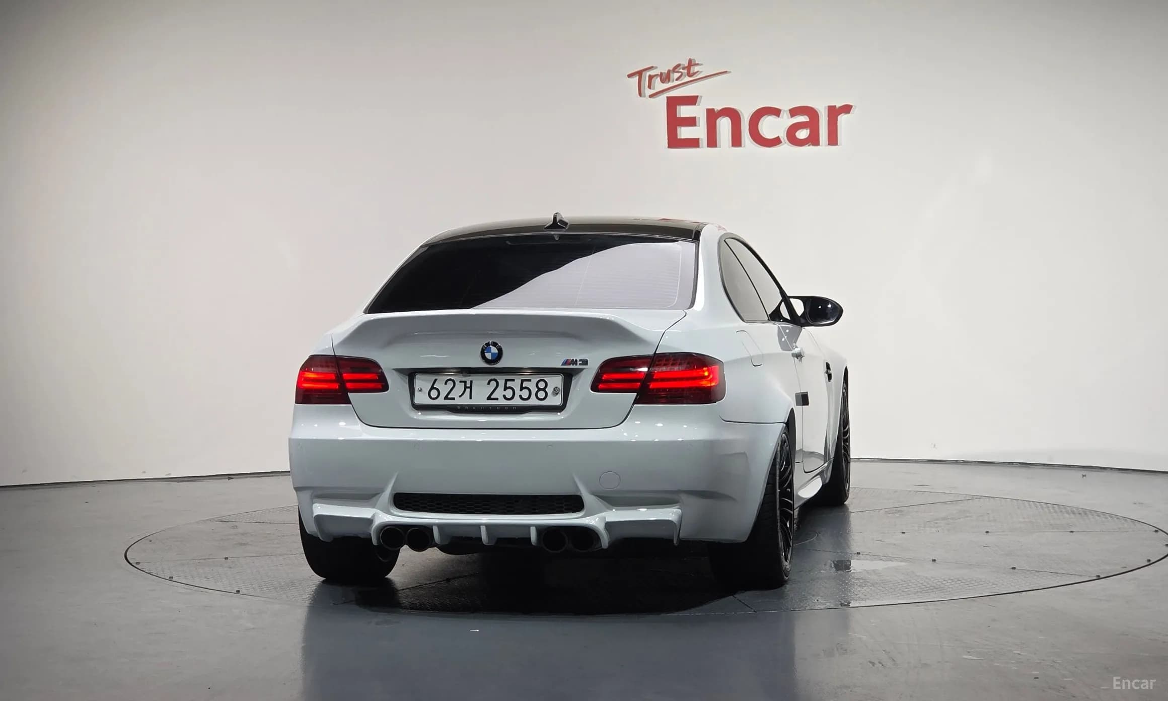 M3 (E90)